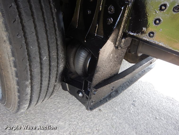 image for item JI9517 2004 Chevrolet C8500  dump flatbed truck