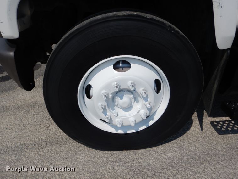 image for item JI9517 2004 Chevrolet C8500  dump flatbed truck