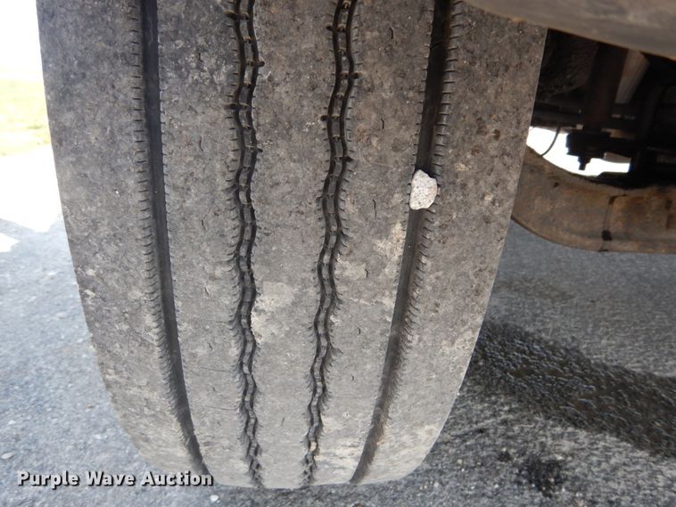 image for item JI9517 2004 Chevrolet C8500  dump flatbed truck