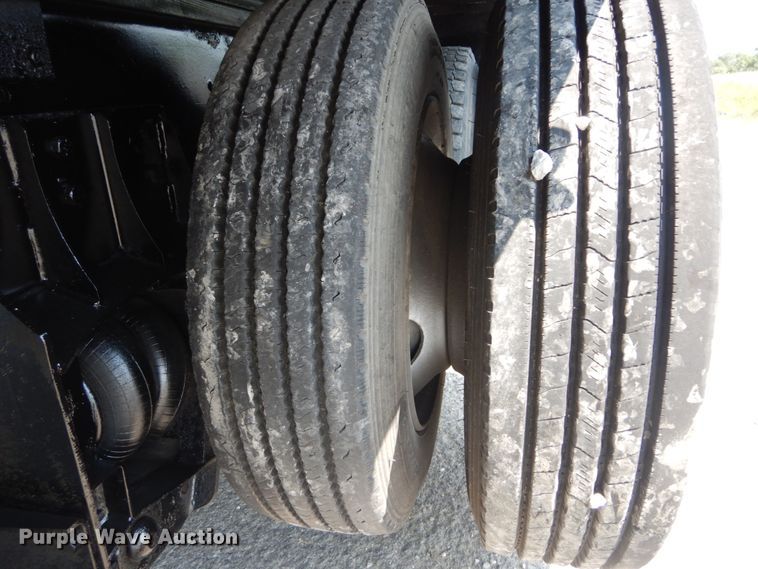 image for item JI9517 2004 Chevrolet C8500  dump flatbed truck