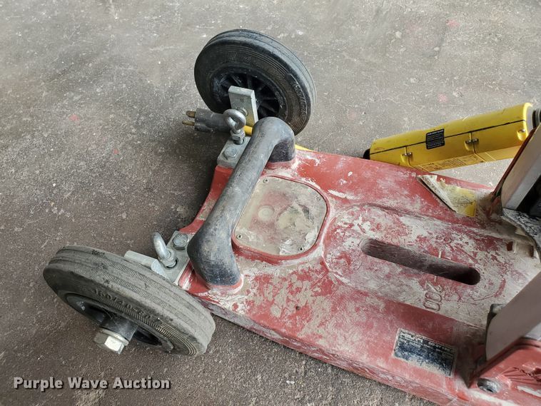 image for item JM9530 Hilti DD130  core drill