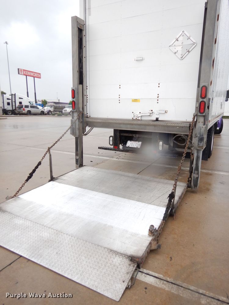image for item KC9261 2014 Waltco WDV45  heavy duty semi lift