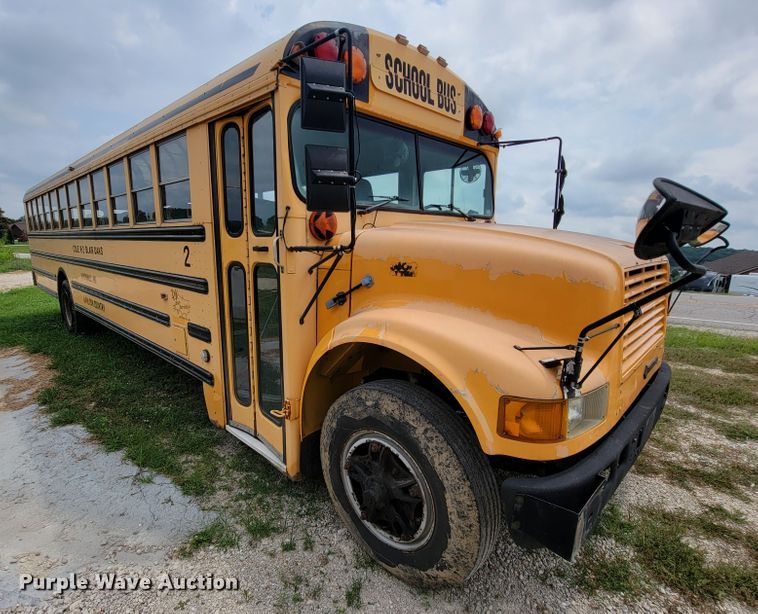image for item KD9396 1995 International 3800  school bus