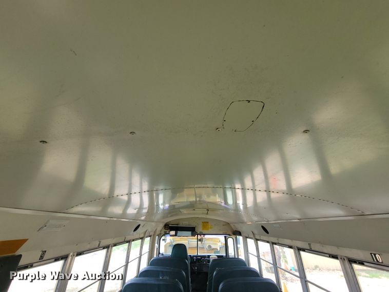 image for item KD9396 1995 International 3800  school bus