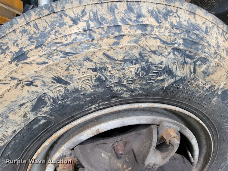 image for item KD9396 1995 International 3800  school bus