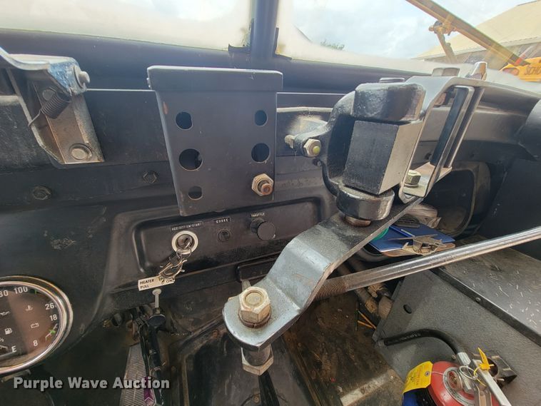 image for item KD9397 1987 GMC C6500  school bus