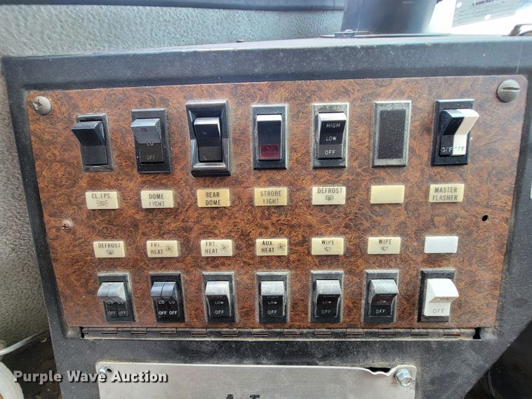 image for item KD9397 1987 GMC C6500  school bus