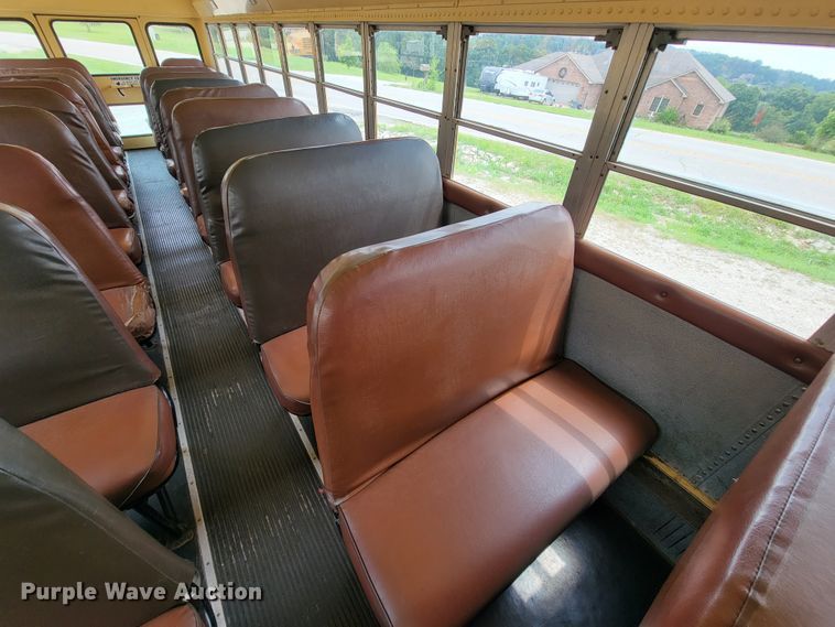 image for item KD9397 1987 GMC C6500  school bus