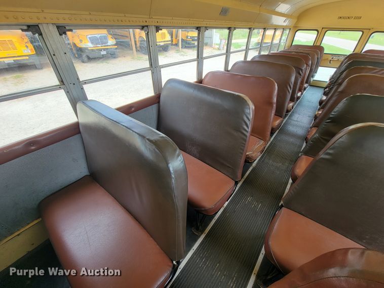 image for item KD9397 1987 GMC C6500  school bus