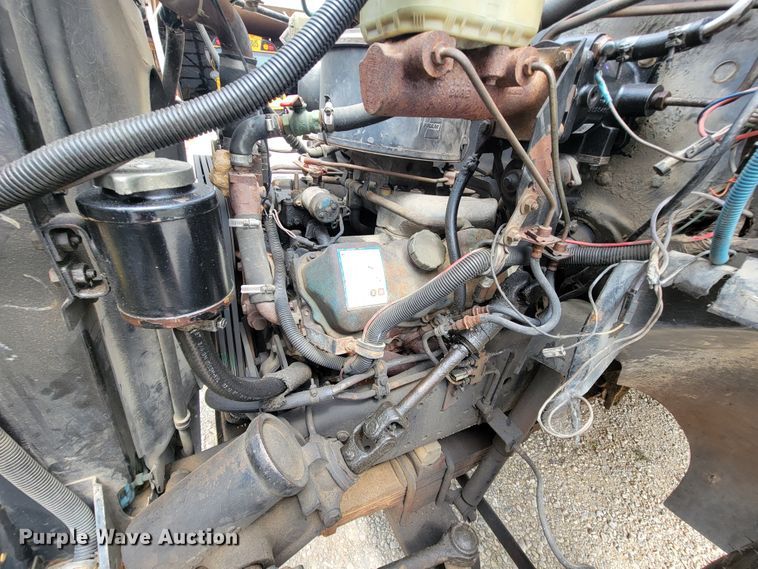 image for item KD9397 1987 GMC C6500  school bus