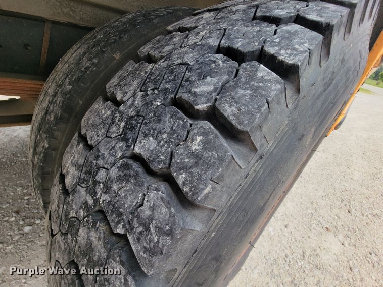 image for item KD9397 1987 GMC C6500  school bus