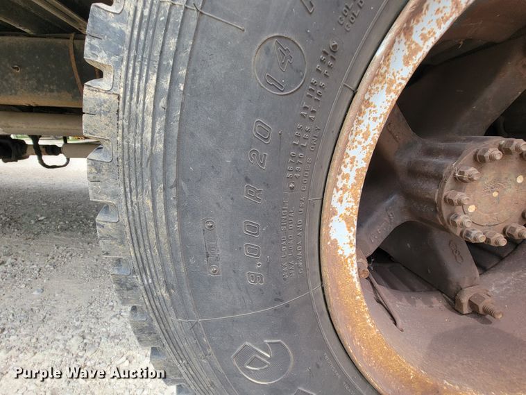 image for item KD9397 1987 GMC C6500  school bus