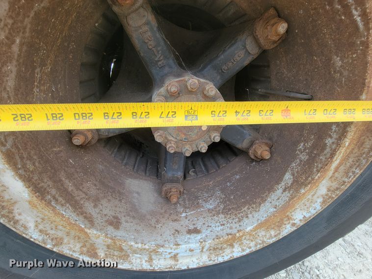 image for item KD9397 1987 GMC C6500  school bus