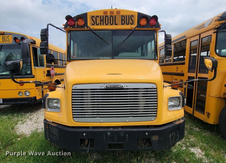 image for item KD9398 2006 Freightliner FS65  school bus