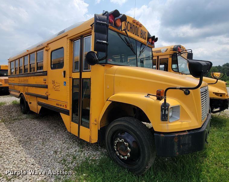 image for item KD9398 2006 Freightliner FS65  school bus