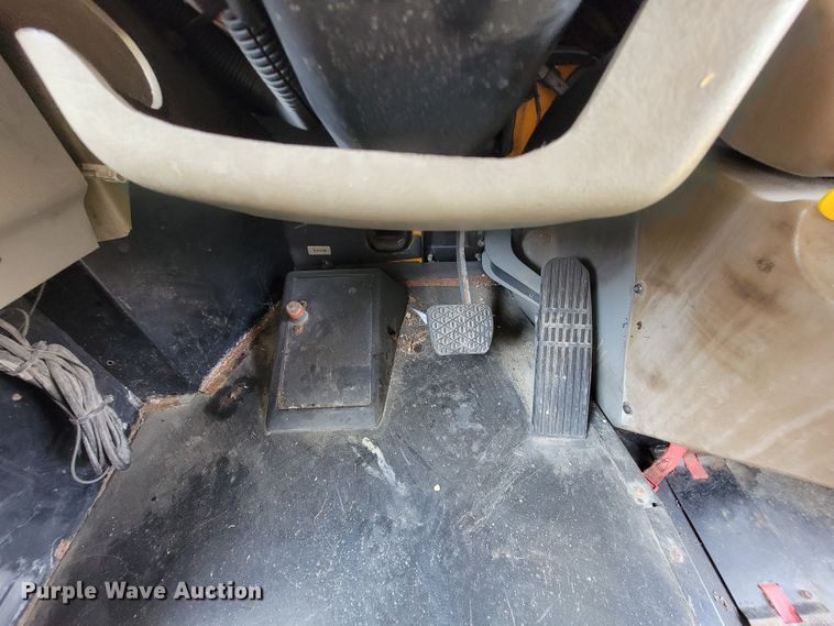 image for item KD9398 2006 Freightliner FS65  school bus