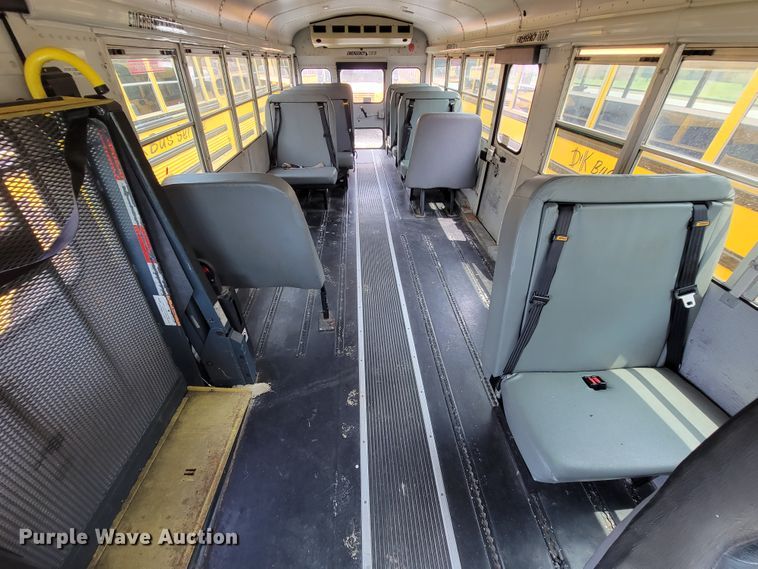 image for item KD9398 2006 Freightliner FS65  school bus