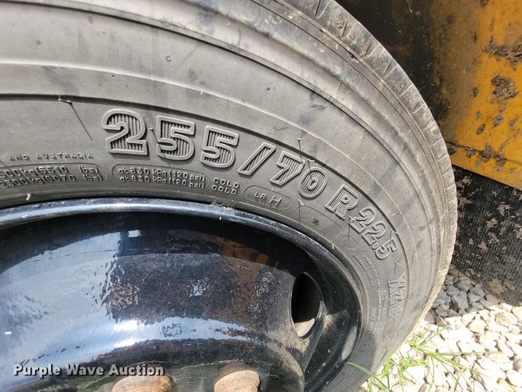 image for item KD9398 2006 Freightliner FS65  school bus