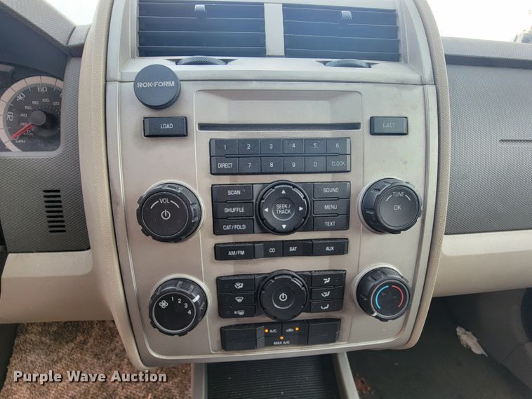 image for item KD9399 2008 Ford Escape XLT  SUV