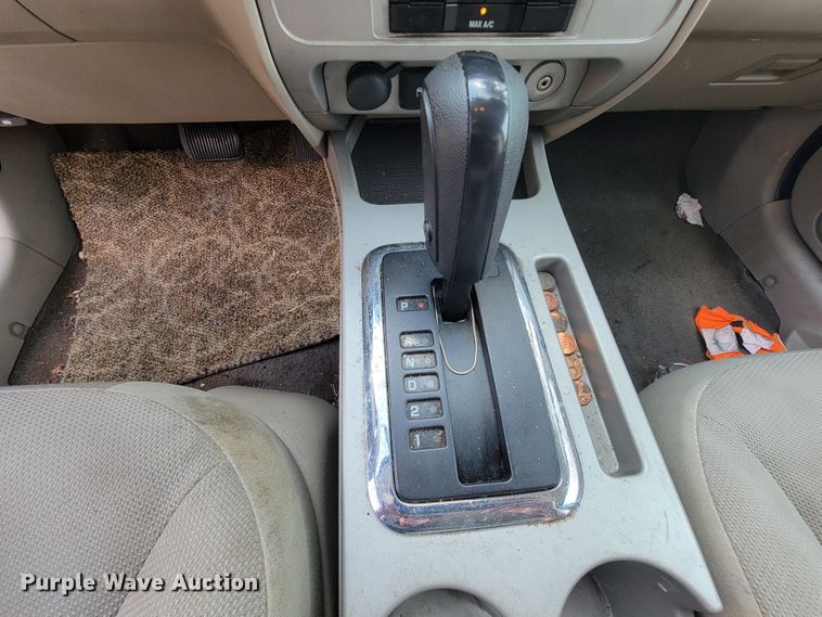 image for item KD9399 2008 Ford Escape XLT  SUV