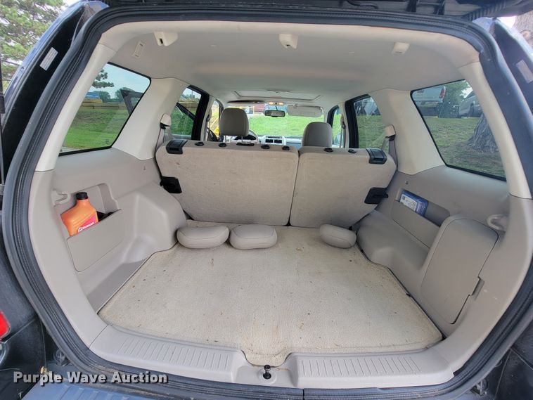 image for item KD9399 2008 Ford Escape XLT  SUV