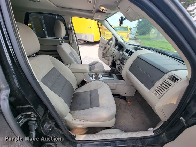 image for item KD9399 2008 Ford Escape XLT  SUV