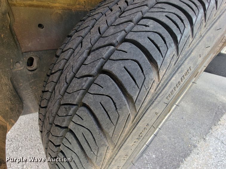 image for item KD9399 2008 Ford Escape XLT  SUV