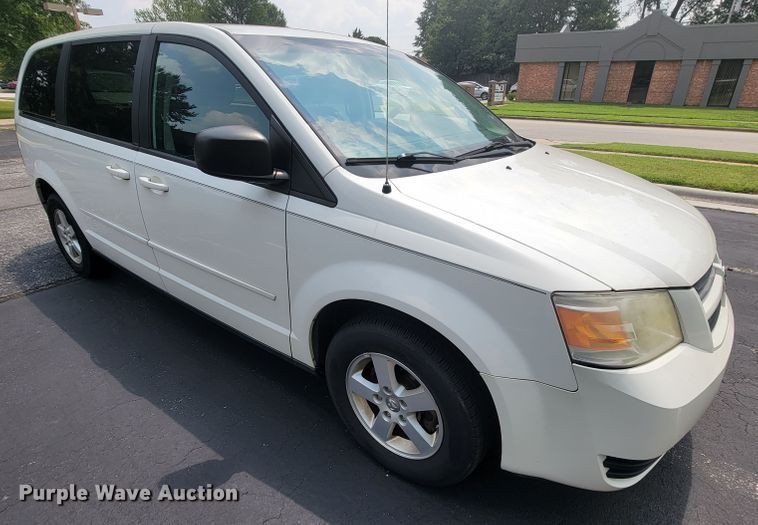 image for item KD9400 2010 Dodge Grand Caravan SE  van
