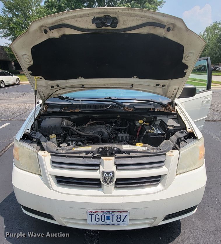 image for item KD9400 2010 Dodge Grand Caravan SE  van