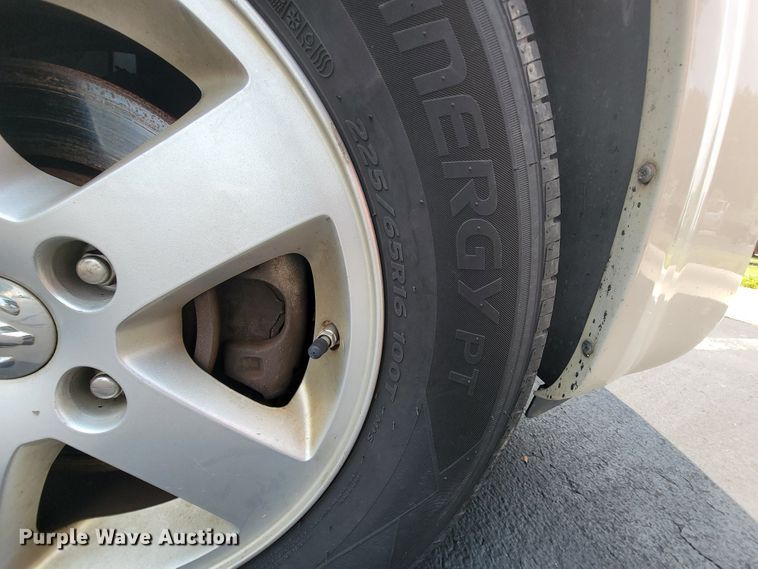 image for item KD9400 2010 Dodge Grand Caravan SE  van