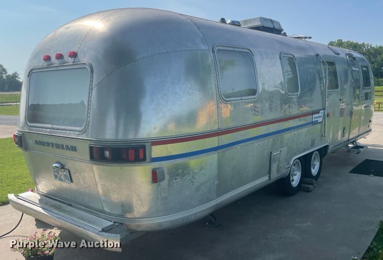 image for item KK9546 1978 Airstream Sovereign  camper