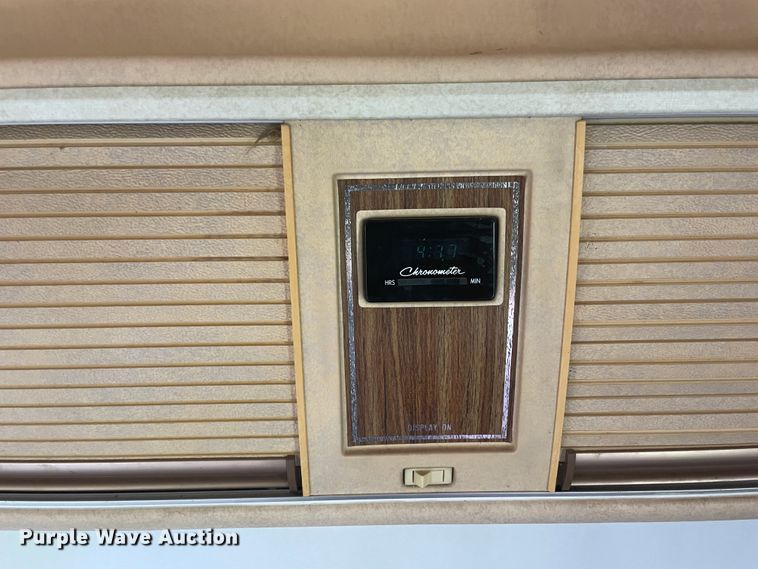 image for item KK9546 1978 Airstream Sovereign  camper