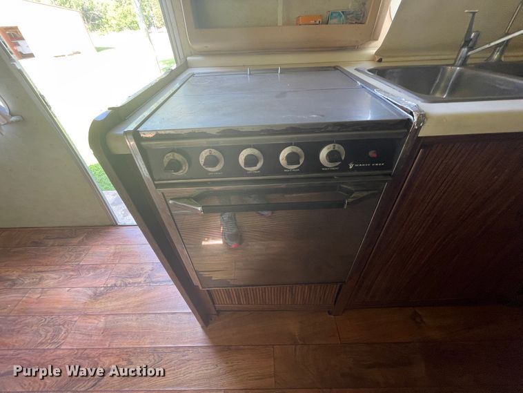 image for item KK9546 1978 Airstream Sovereign  camper