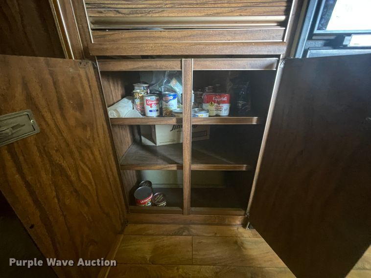 image for item KK9546 1978 Airstream Sovereign  camper