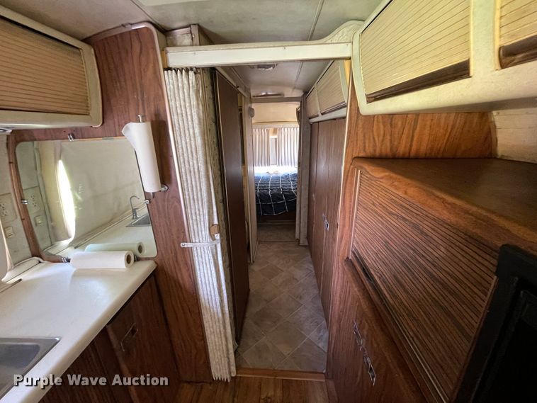 image for item KK9546 1978 Airstream Sovereign  camper