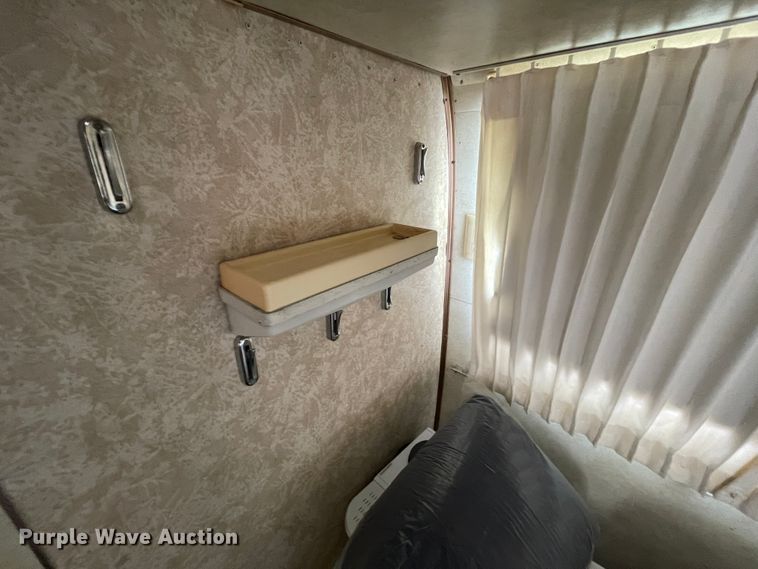 image for item KK9546 1978 Airstream Sovereign  camper