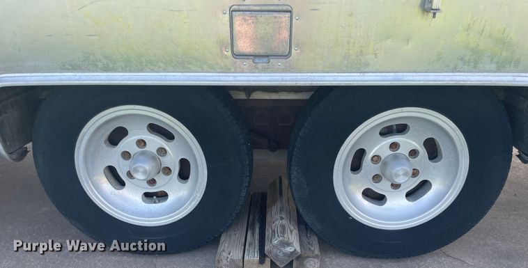 image for item KK9546 1978 Airstream Sovereign  camper