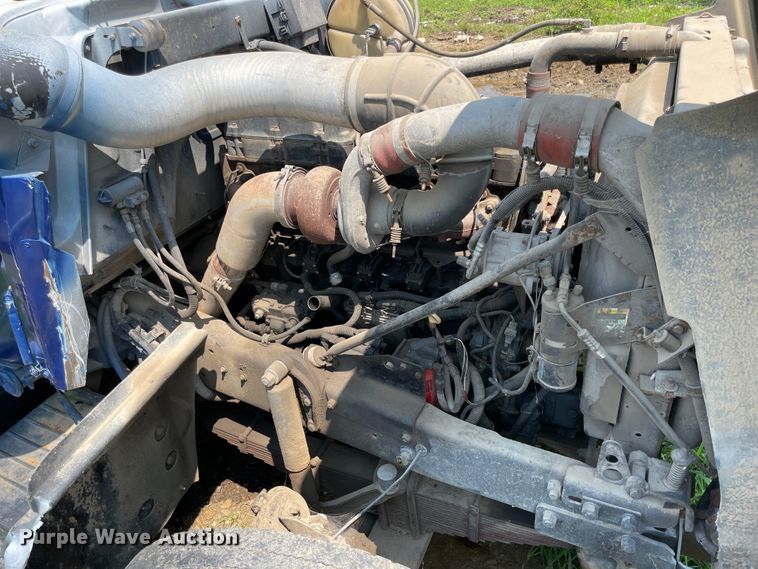 image for item KK9619 1999 Mack RD6  roll-off container truck