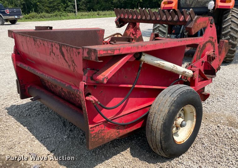 image for item KK9628 1985 Leon  rock picker