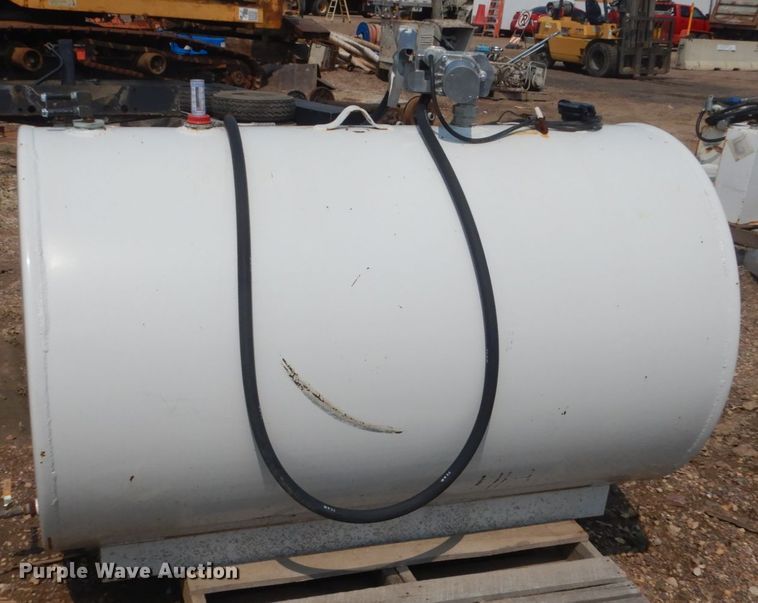 image for item KV9236 (2) tanks