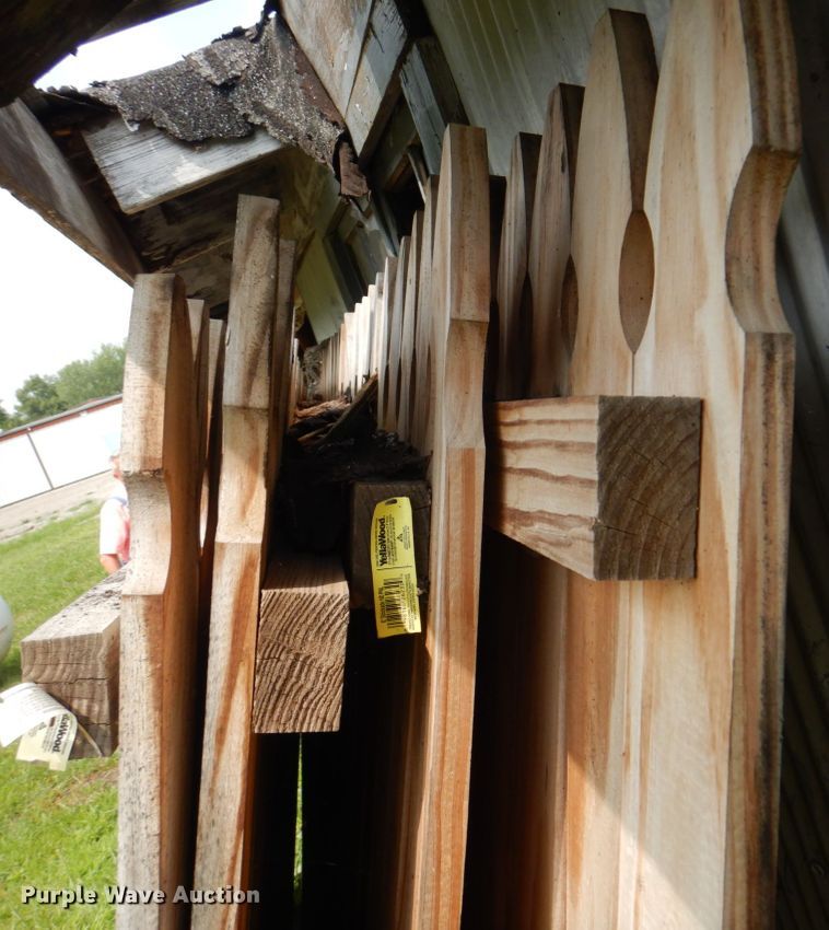 image for item KX9671 (4) wood fence sections