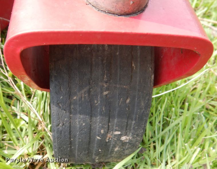 image for item KX9672 Mahindra  rotary mower