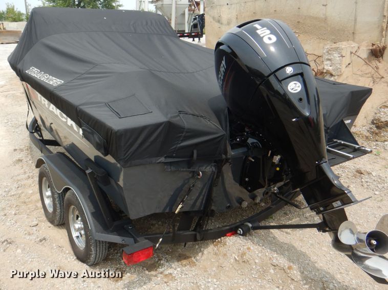 image for item KX9675 2019 Tracker Targa V18  boat