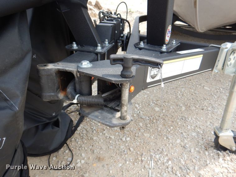 image for item KX9675 2019 Tracker Targa V18  boat