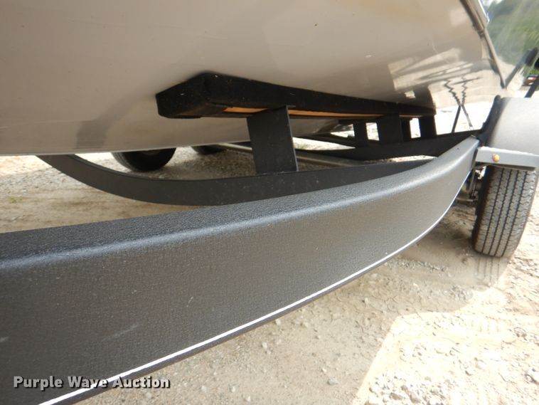 image for item KX9675 2019 Tracker Targa V18  boat