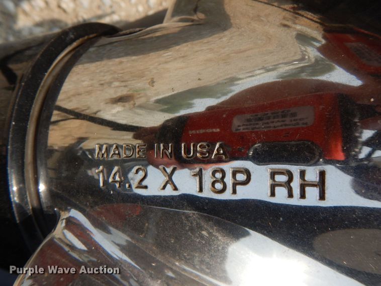 image for item KX9675 2019 Tracker Targa V18  boat