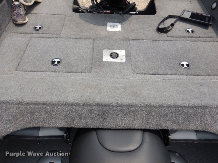 image for item KX9675 2019 Tracker Targa V18  boat