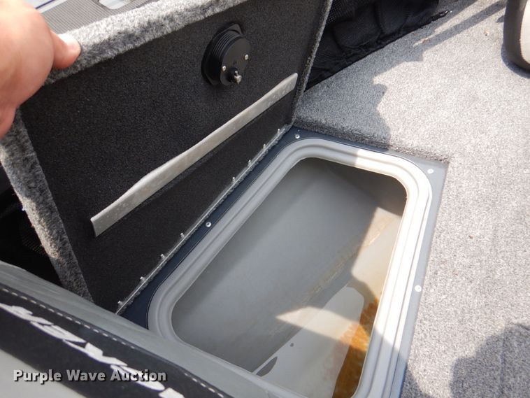 image for item KX9675 2019 Tracker Targa V18  boat