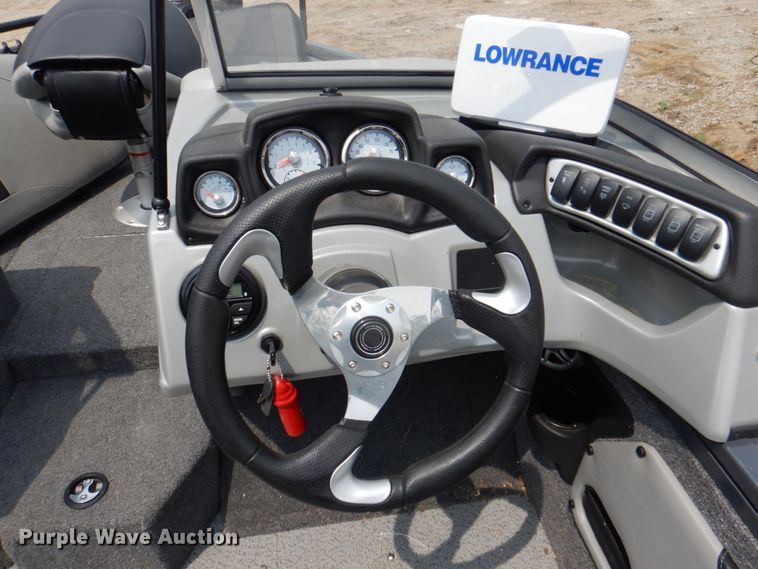 image for item KX9675 2019 Tracker Targa V18  boat