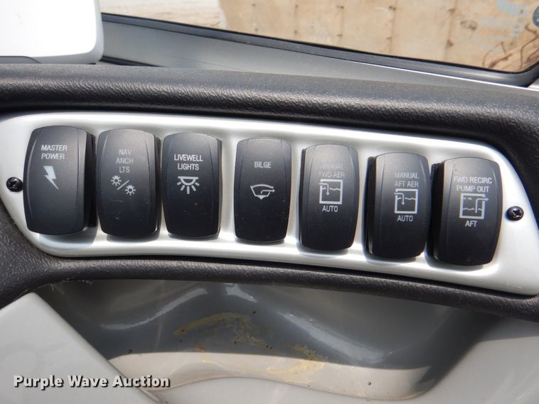 image for item KX9675 2019 Tracker Targa V18  boat